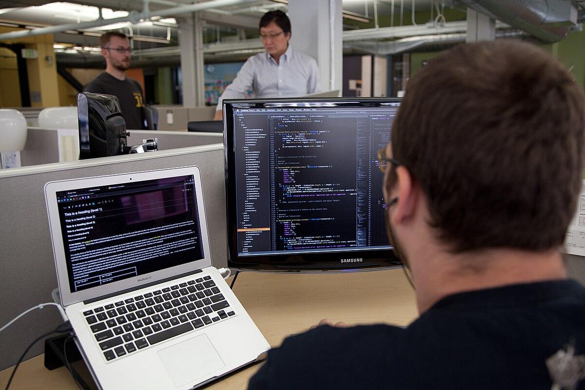 Optimiza tus operaciones con desarrollo de software personalizado